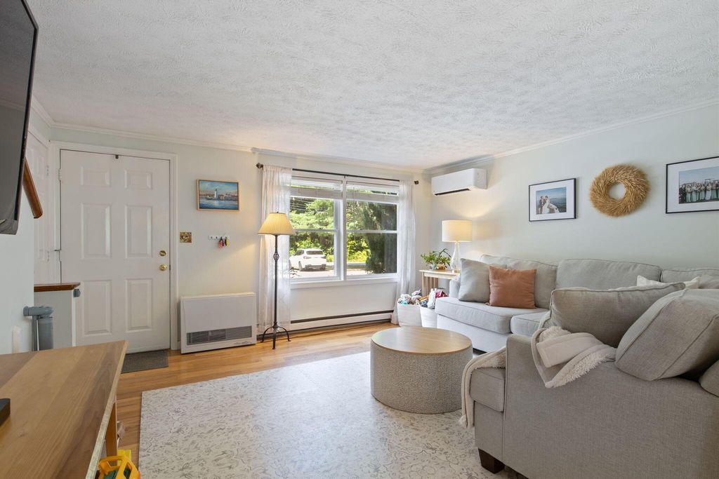 60 Brown Street 14, Kennebunk, ME 04043 — photo 3