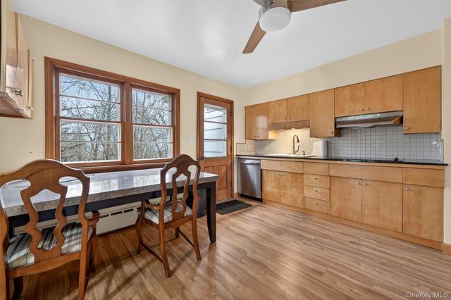 152 Old State Road, Highland Falls, NY 10928