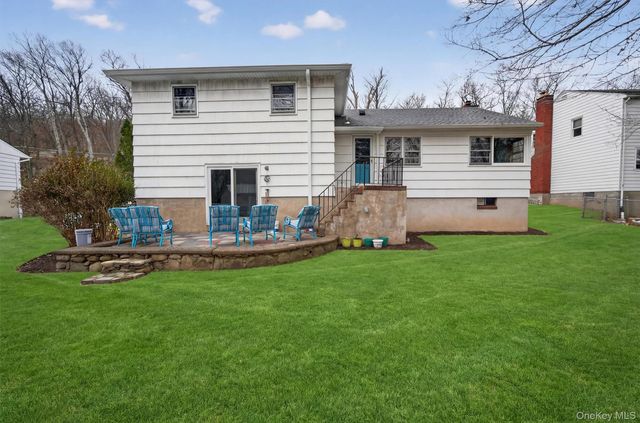 152 Old State Road, Highland Falls, NY 10928