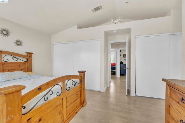 5059 Glenhollow Way, Antioch, CA 94531