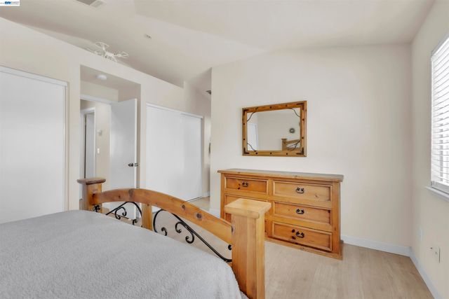 5059 Glenhollow Way, Antioch, CA 94531