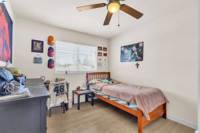 5059 Glenhollow Way, Antioch, CA 94531