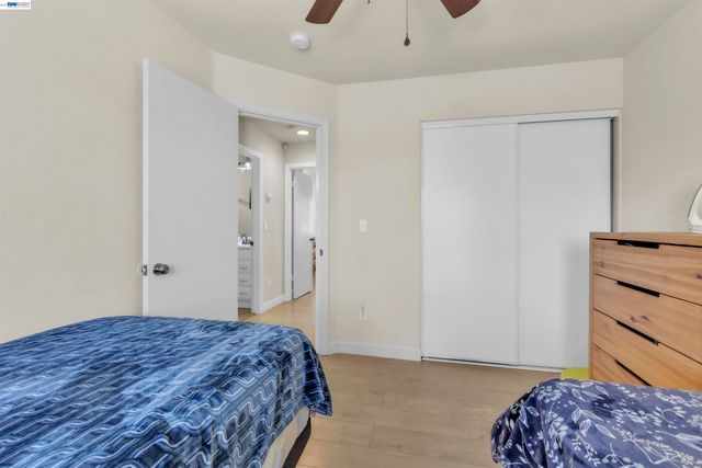 5059 Glenhollow Way, Antioch, CA 94531