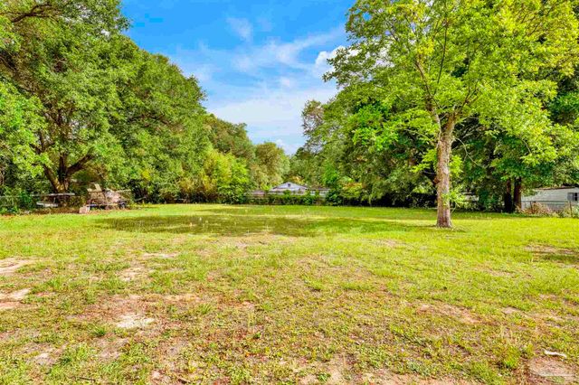 2344 Frazier St, Pensacola, FL 32514
