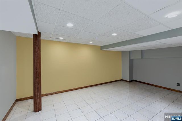 365 Rockledge Place, Teaneck, NJ 07666