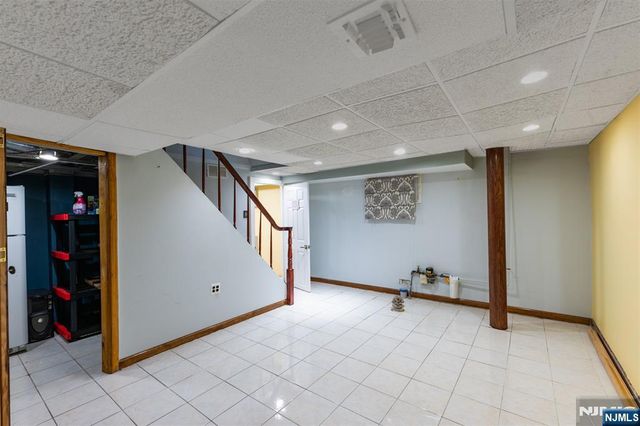 365 Rockledge Place, Teaneck, NJ 07666