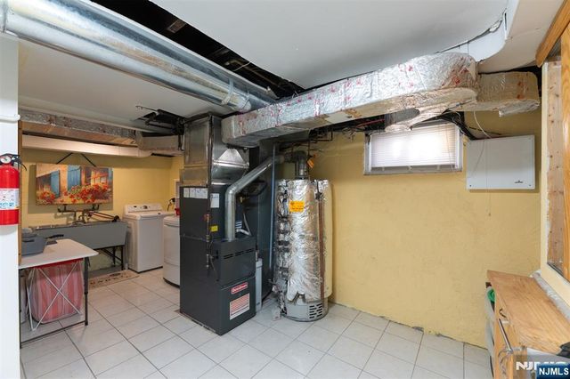 365 Rockledge Place, Teaneck, NJ 07666