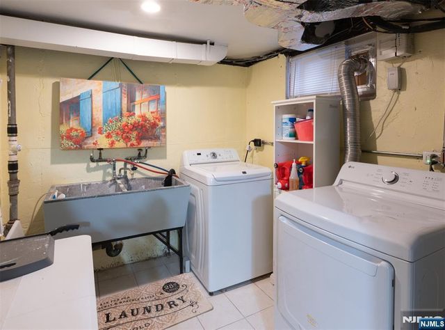 365 Rockledge Place, Teaneck, NJ 07666