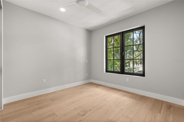 902 SHADY LANE DRIVE, Orlando, FL 32804