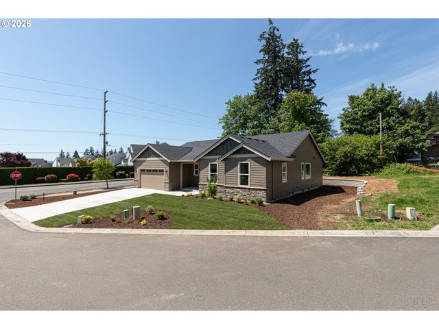 59255 LUCY Ln, St Helens, OR 97051