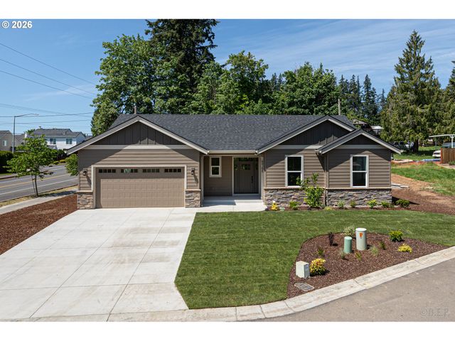 59255 LUCY Ln, St Helens, OR 97051