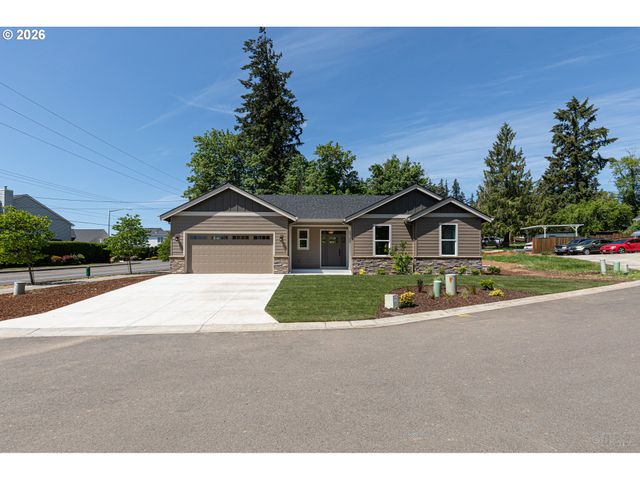 59255 LUCY Ln, St Helens, OR 97051