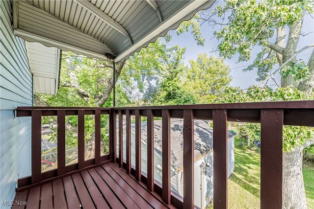 26381 Shoreview Avenue, Cleveland, OH 44132