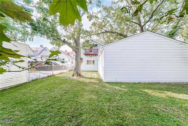 26381 Shoreview Avenue, Cleveland, OH 44132