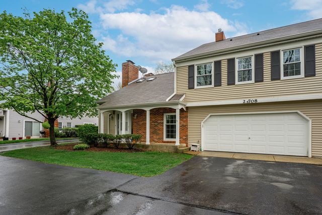 2S708 Timber Drive, Warrenville, IL 60555
