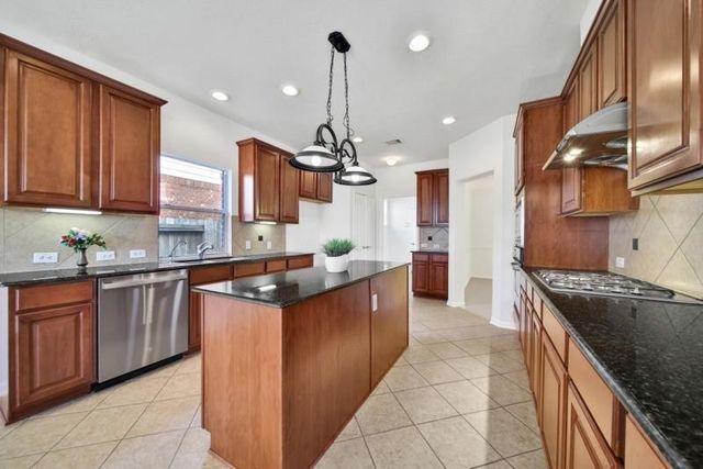 3615 Emerald Bay Lane, Sugar Land, TX 77498