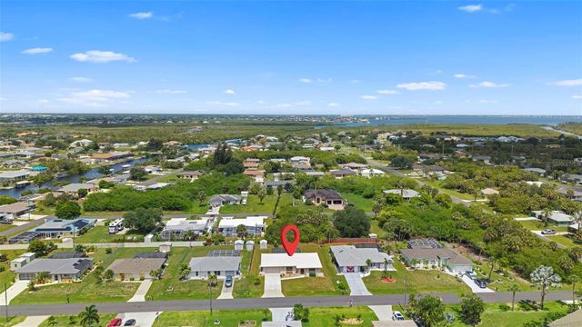 18701 COUNTRYMAN AVENUE, Port Charlotte, FL 33948