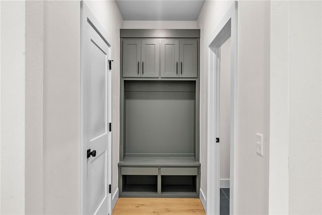 11 Crieff Circle, Bella Vista, AR 72715