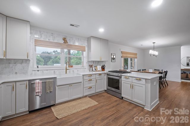 567 Canvasback Road, Mooresville, NC 28117