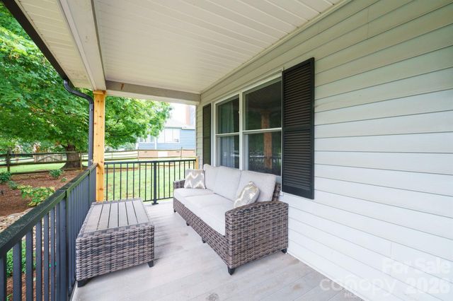 567 Canvasback Road, Mooresville, NC 28117