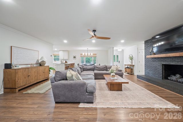 567 Canvasback Road, Mooresville, NC 28117
