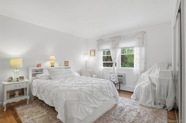 136 N Chestnut Street 9B, New Paltz, NY 12561