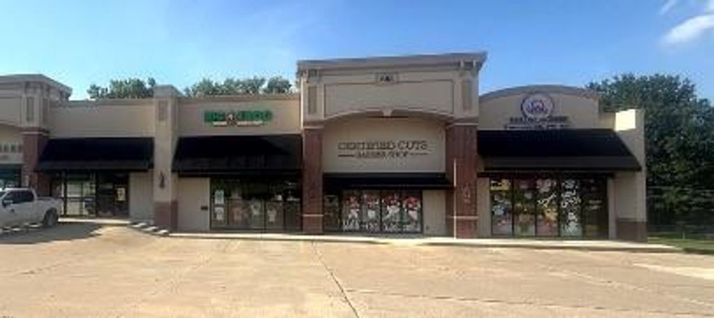 805 W Main #B Street, Blue Springs, MO 64015