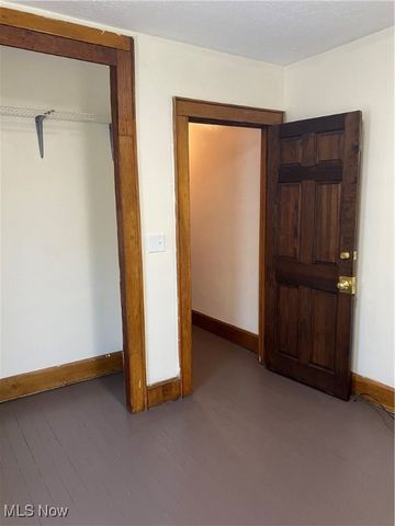 1310 Roselawn Ave Avenue, Belpre, OH 45714