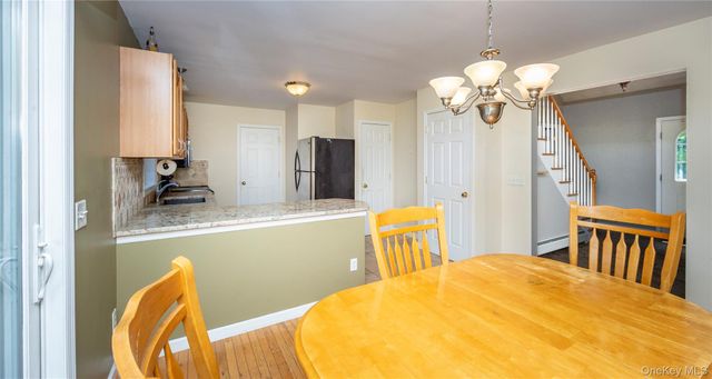 22 Hickory Lane, Pawling, NY 12564