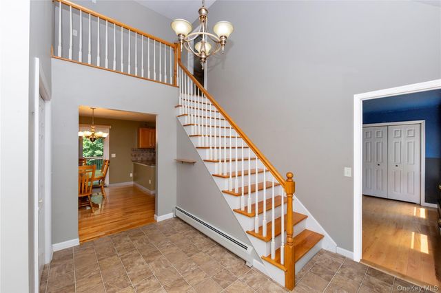 22 Hickory Lane, Pawling, NY 12564