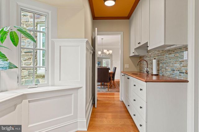 136 GYPSY LN, Wynnewood, PA 19096