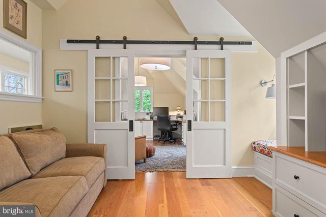 136 GYPSY LN, Wynnewood, PA 19096