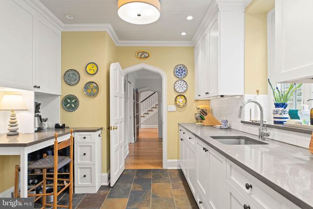 136 GYPSY LN, Wynnewood, PA 19096