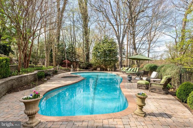 136 GYPSY LN, Wynnewood, PA 19096