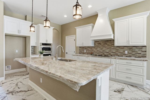 7802 Clearwater Blvd, Selma, TX 78154