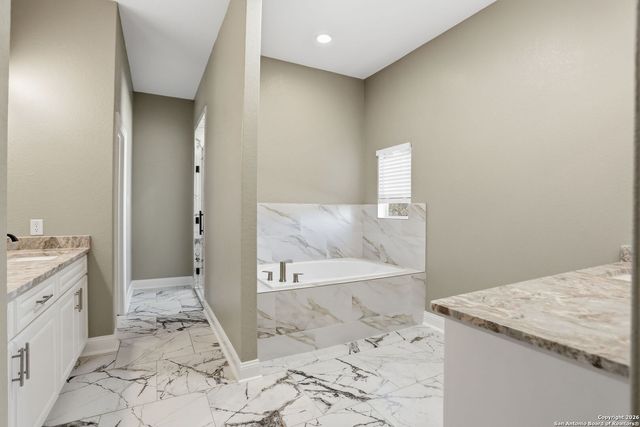 7802 Clearwater Blvd, Selma, TX 78154