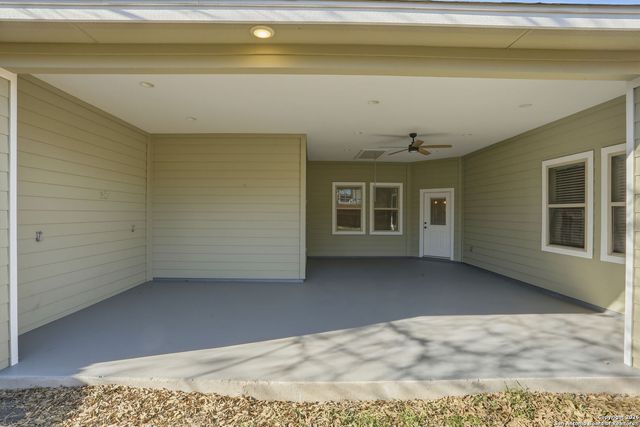 7802 Clearwater Blvd, Selma, TX 78154