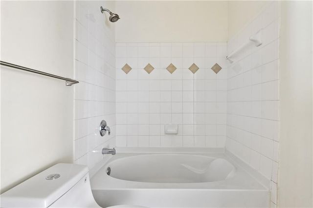 2211 Westchester Ridge, Atlanta, GA 30329