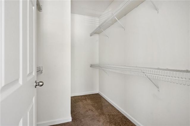 2211 Westchester Ridge, Atlanta, GA 30329