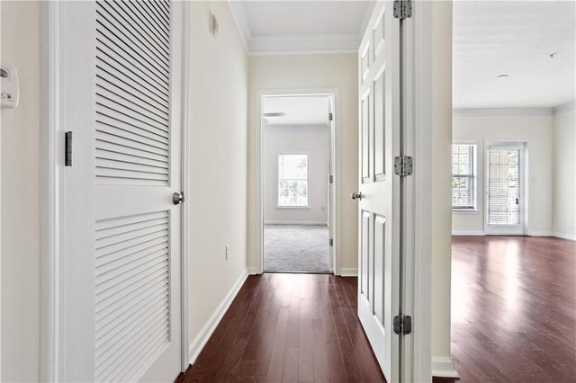 2211 Westchester Ridge, Atlanta, GA 30329