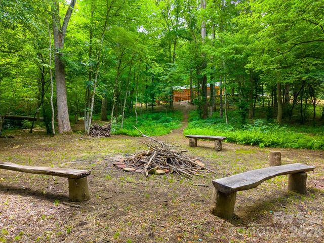 231 Cedar Creek Farm Road, Tuckasegee, NC 28783