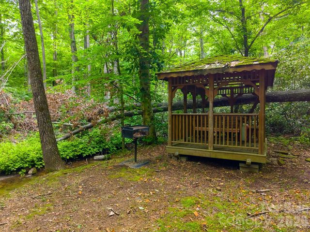 231 Cedar Creek Farm Road, Tuckasegee, NC 28783