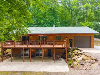 231 Cedar Creek Farm Road, Tuckasegee, NC 28783
