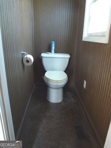 352 Riverside Drive, Claxton, GA 30417