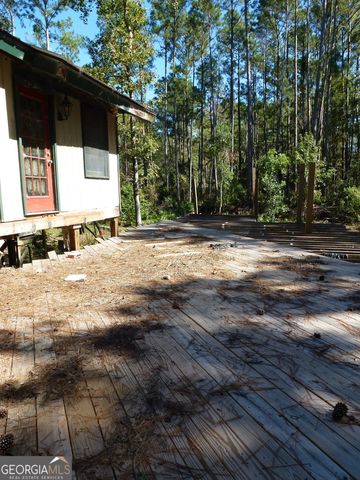 352 Riverside Drive, Claxton, GA 30417