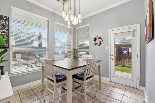 10019 Red Mesa Drive, Houston, TX 77095