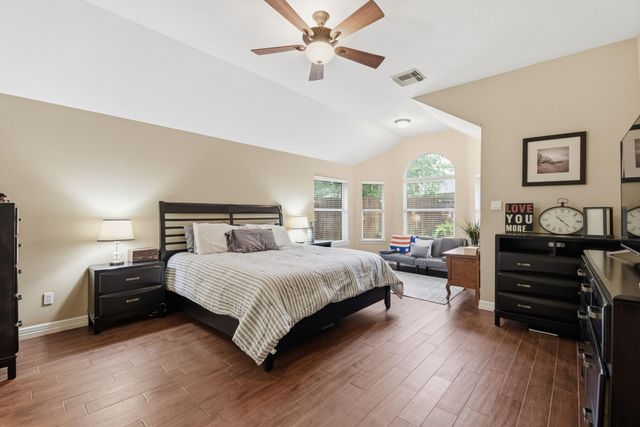 10019 Red Mesa Drive, Houston, TX 77095