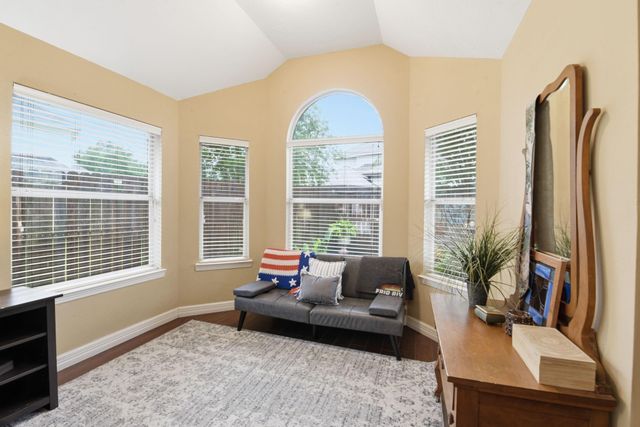 10019 Red Mesa Drive, Houston, TX 77095