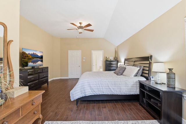 10019 Red Mesa Drive, Houston, TX 77095