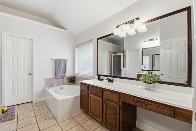 10019 Red Mesa Drive, Houston, TX 77095